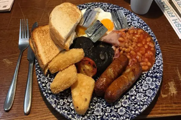 Wetherspoons Small Breakfast and Large Breakfast
