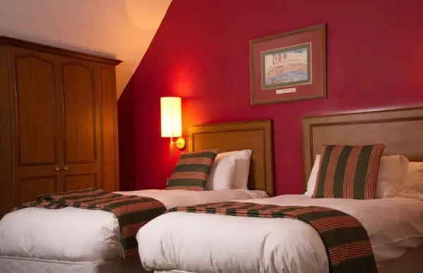 Wetherspoons The Catherine Wheel Hotel | Henley-on-Thames